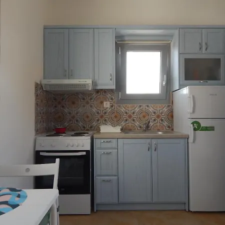 Armonia Studios, & Bed & Breakfast Mikri Vigla