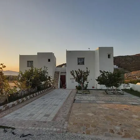 Armonia Studios, & 4* Mikri Vigla