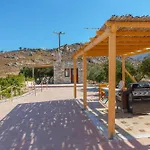 Armonia Studios, & Bed and Breakfast Μικρή Βίγλα