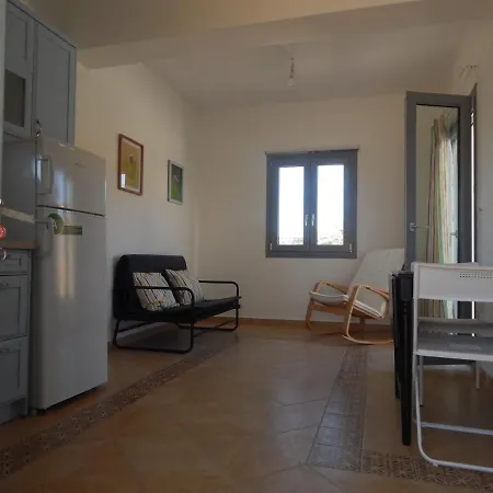 Armonia Studios, & Couette-café 4*