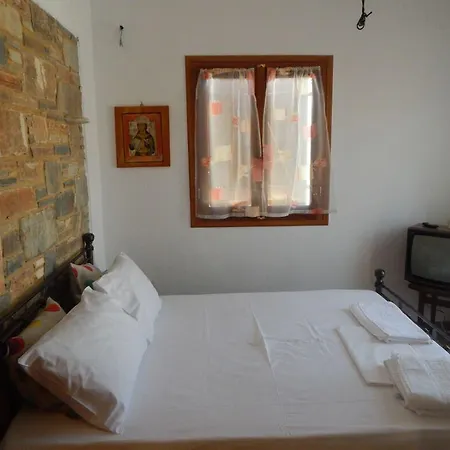 Armonia Studios, & מיקרי ויגלה