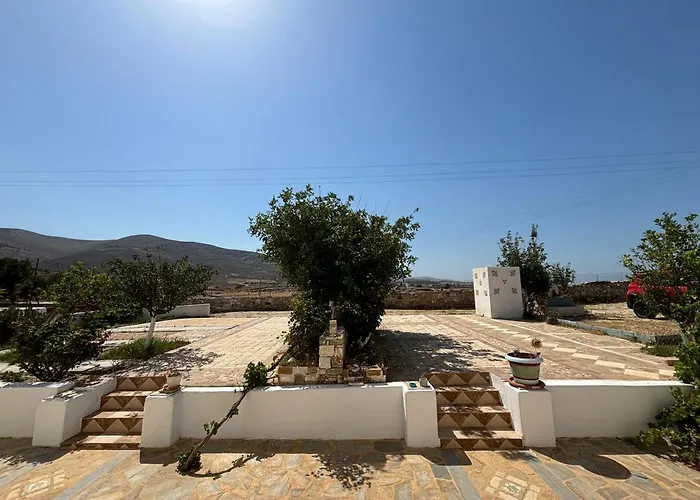 Armonia Studios, & Panzió 4*