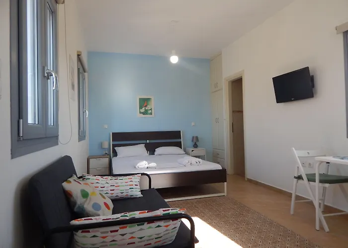 Armonia Studios, & 4* Mikrí Vígla